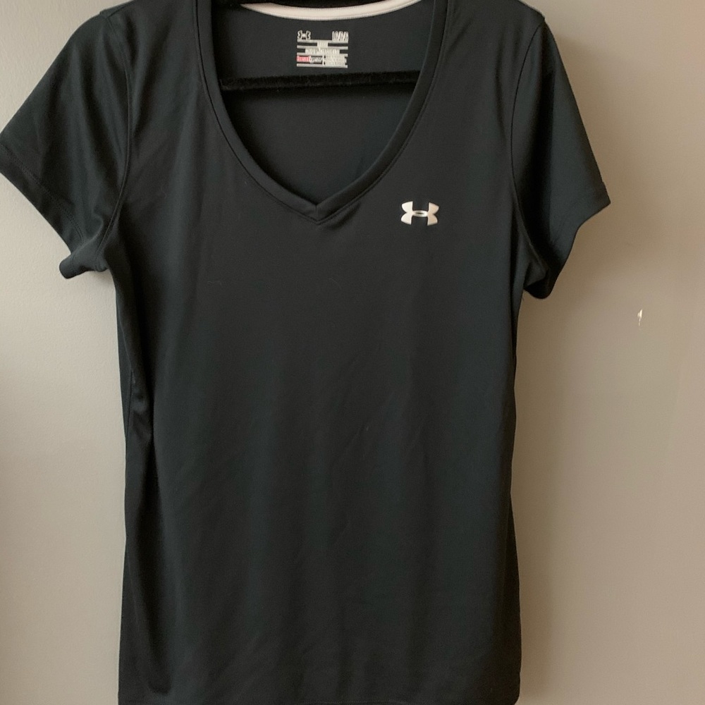 Black vneck athletic tee.